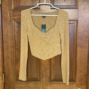 Long sleeve crop top